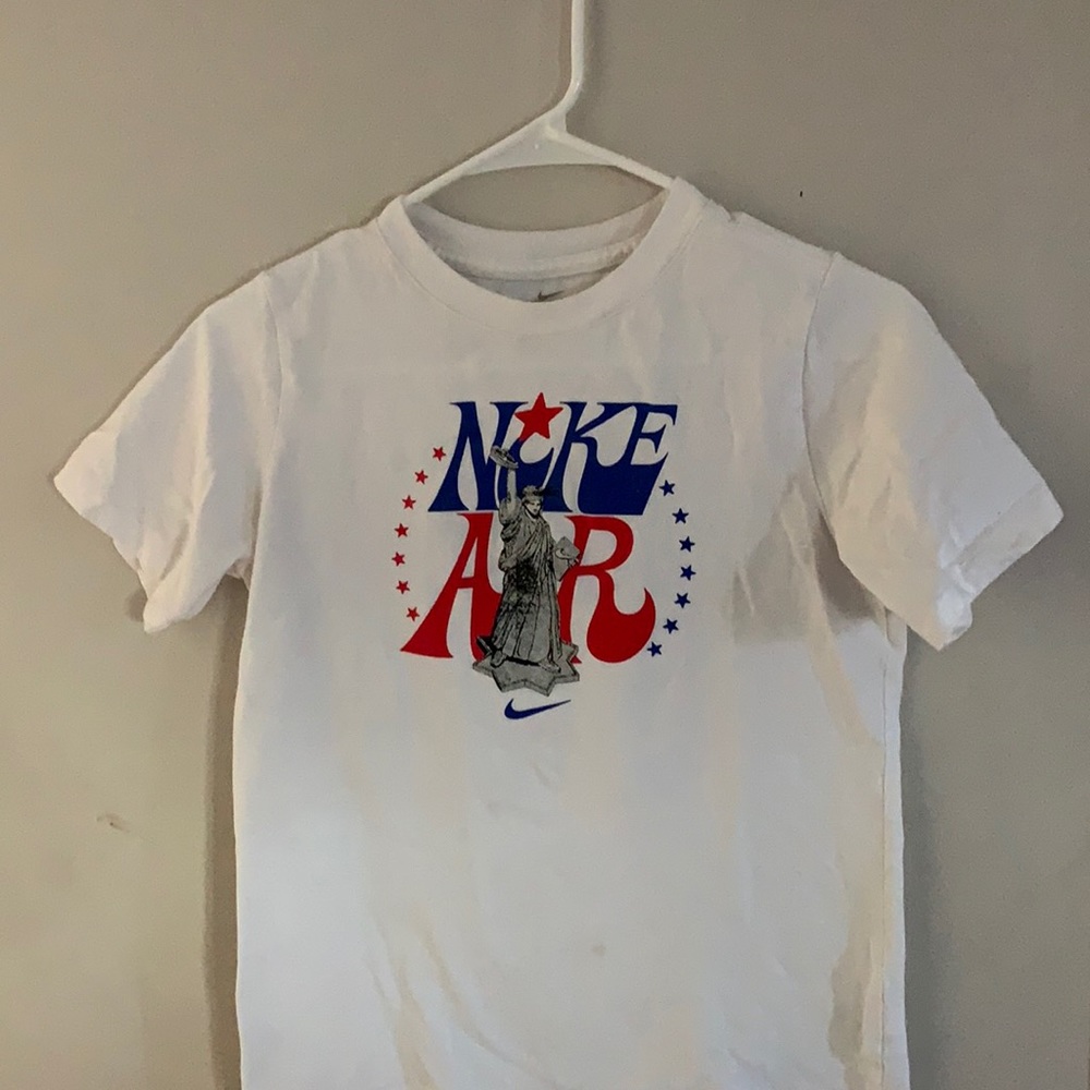 Nike air boys T shirt